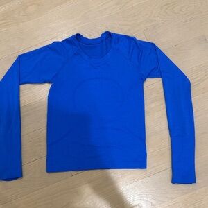 lululemon athletica Blue Long Sleeve Tee